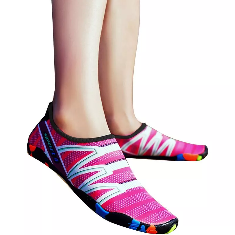 Hombres Mujeres Zapatos acuaticos Deportes Secado rapido Descalzo para nadar Buceo Surf Piscina acuatica Caminar en la playa Ejercicio de yoga barato