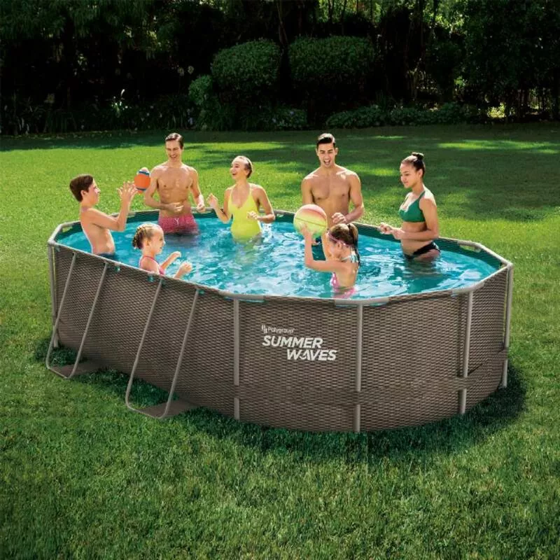 Piscina tubular con aspecto trenzado 4